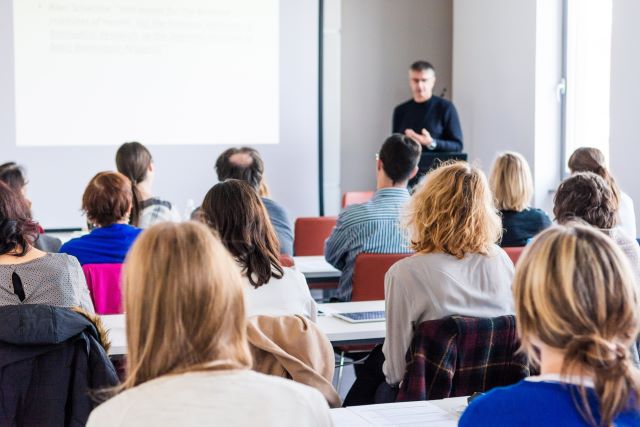 Bild: Dozent in der Erwachsenenbildung von 1991 bis 1993